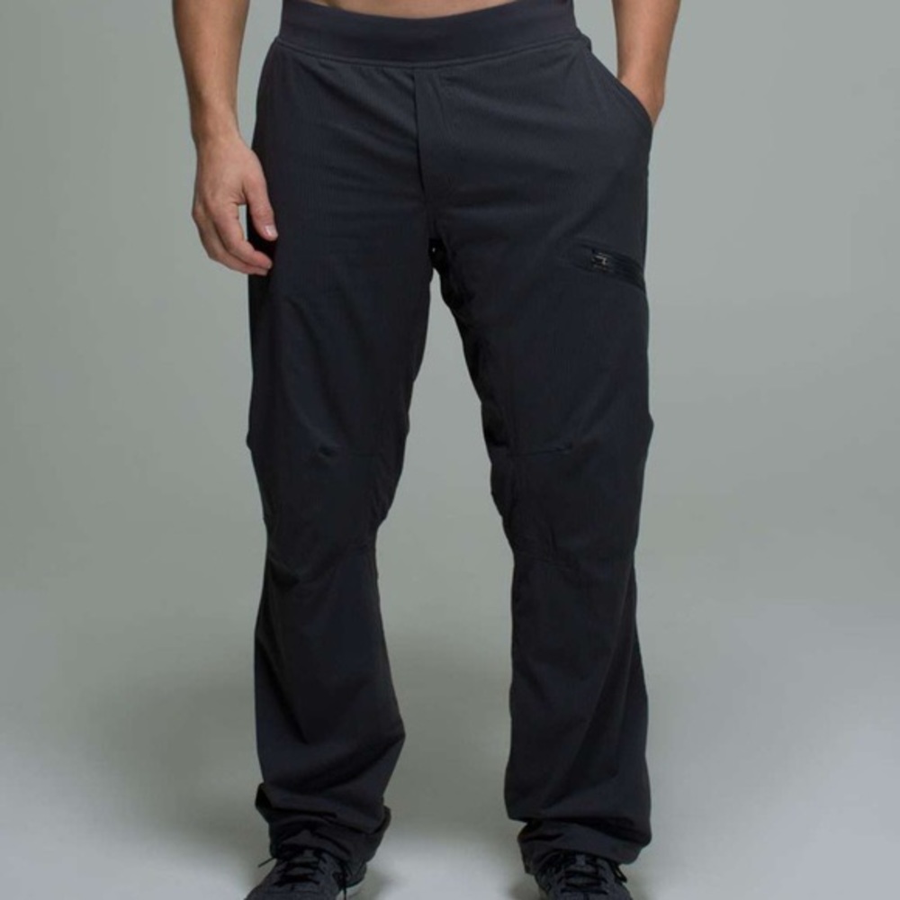 LULULEMON SEAWALL TRACK PANT LINED MEDIUM